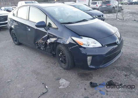 2015 Toyota Prius Three из США, поврежденный, VIN JTDKN3DU7F1900602